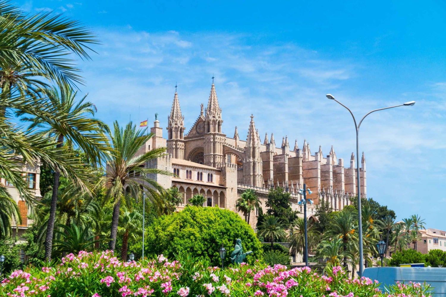 Palma: First Discovery Walk and Reading Walking Tour