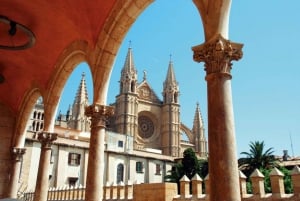 Palma: Customizable City Tour with Pickup from North/East
