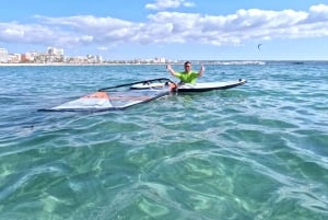 Palma de Mallorca: Clase privada de windsurf de 1 hora