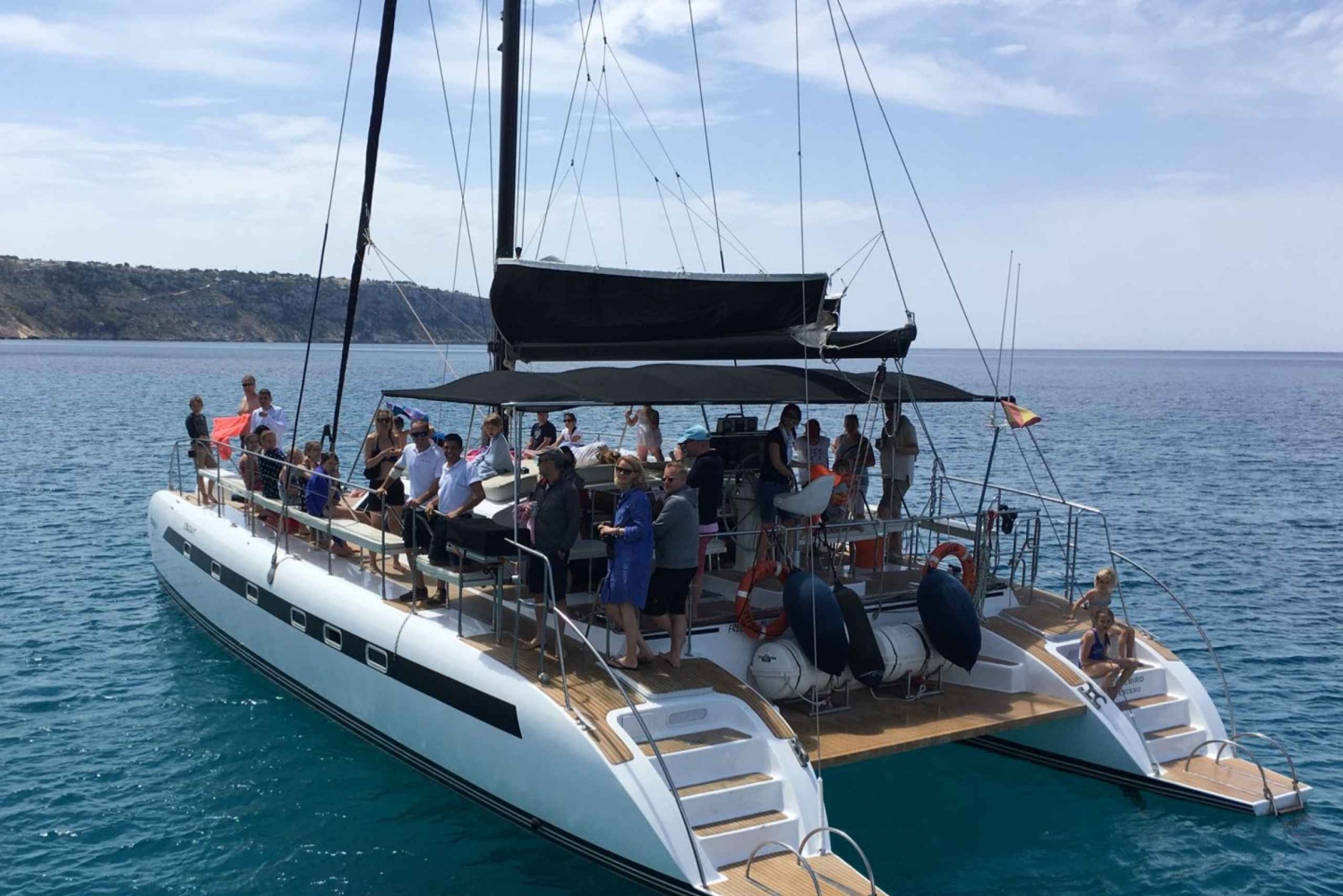 Palma de Mallorca: Catamaran Tour with Barbecue and Drinks