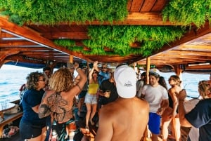 Palma de Mallorca: Bootsparty bei Tag mit Live-DJ