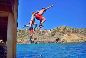 Palma de Mallorca: Palma Bay Boat Tour with Snorkeling
