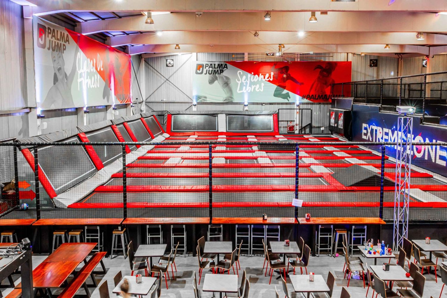 Palma de Mallorca: Palma Jump Trampoline Park Entry Ticket