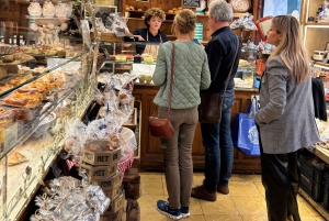 Palma de Mallorca: Tour guiado privado a pie con tapas