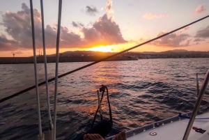 パルマ デ マヨルカ：船長とタパス付きセーリング ボート トリップ