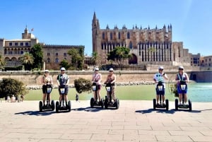 Palma de Mallorca: Passeio turístico de Segway com guia local