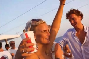 Palma di Maiorca: Sunset Boat Party con DJ e animazione