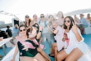 Palma de Mallorca: auringonlaskun venebileet DJ:n ja animaation kanssa