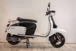 Palma de Mallorca: Vintage Scooter Rental