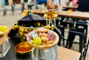 Palma de Mallorca: Wine Tasting with Five Glasses & Tapas