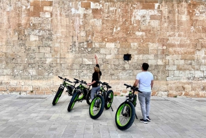 Palma: Guided City Tour with a Fat Tire E-Bike