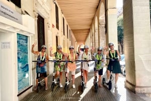 Palma : Visite guidée de la ville en scooter électrique (1,5 h)