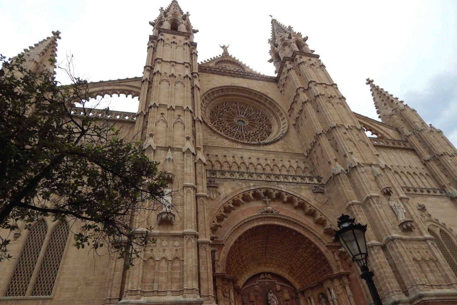 Tour Palma old town & Cathedral Skip-the-Line entry