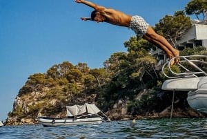 Palma Mallorca: Private Boat Trip with Water Toys