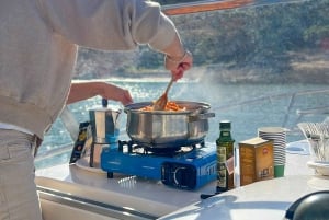 Palma Mallorca: Private Boat Trip with Water Toys