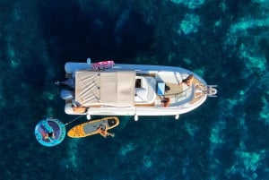 Palma Mallorca: Private Boat Trip with Water Toys
