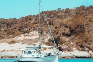 Palma: Private Classic Mallorcan Boat Tou