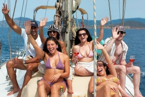 Palma: escursione privata di mezza giornata in barca a vela con tapas e bevande