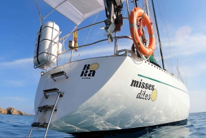 Palma: escursione privata di mezza giornata in barca a vela con tapas e bevande