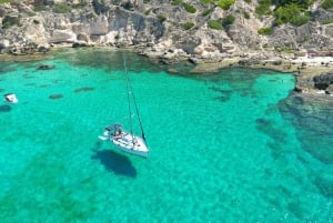 Palma: Privat sejlbådsudflugt med valgfri Paella