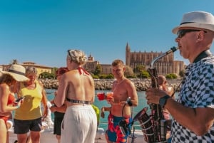 Palma: Paseo en Barco por Punta Negra y Ses Illetes con Música en Vivo
