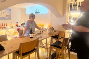 ワインとタパスの試飲付きパルマツアー