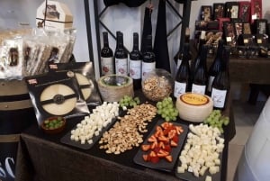 Palma Tour with Wine and Tapas Tasting