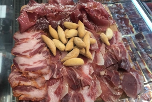 Palma: Walking Tour with Mediterranean Delicacies