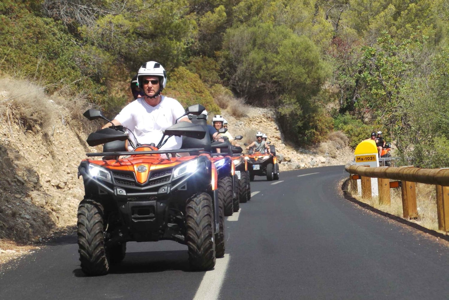 ペゲラ：クワッド 1 日ツアー