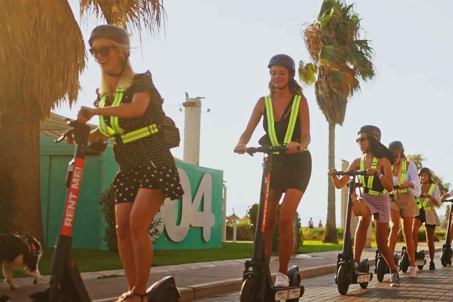 Playa de Palma: Udlejning af E-scooter og hjelm