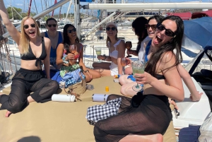 ポリェンサ／アルクディア：フォルメントル岬でセーリングを楽しむ1日