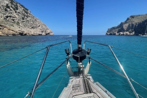 ポリェンサ／アルクディア：フォルメントル岬でセーリングを楽しむ1日