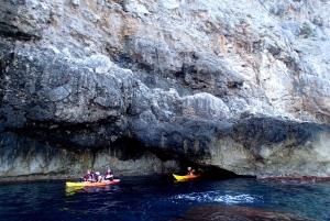 Pollença: Kayak Discovery – Snorkeling and Caves