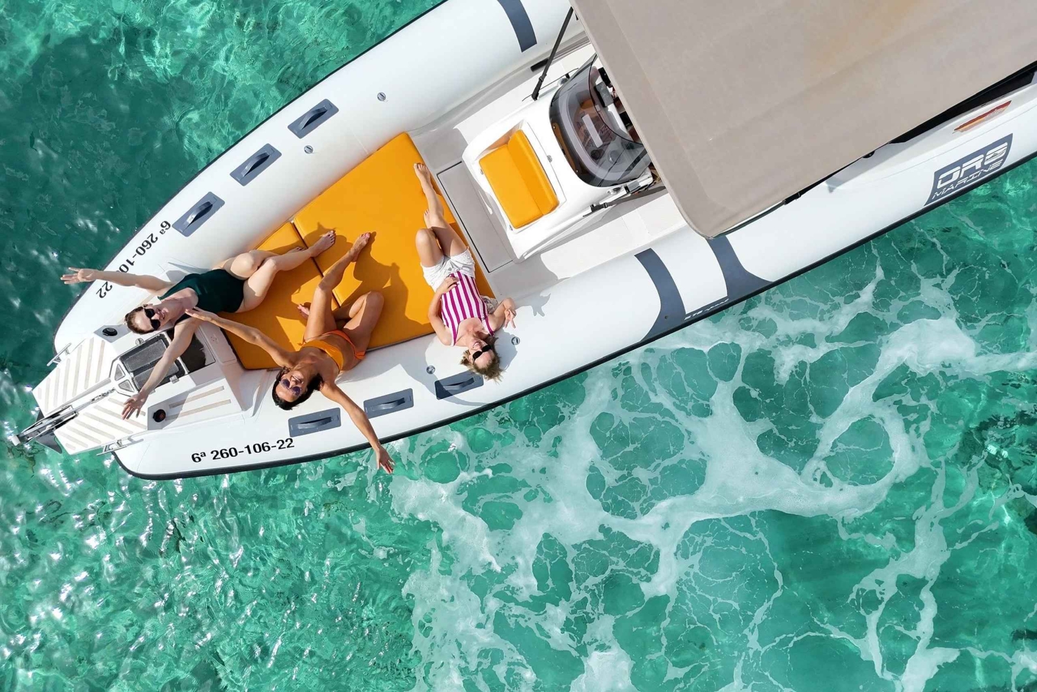 Частная прогулка на лодке и сноркелинг в морском заповеднике Майорки