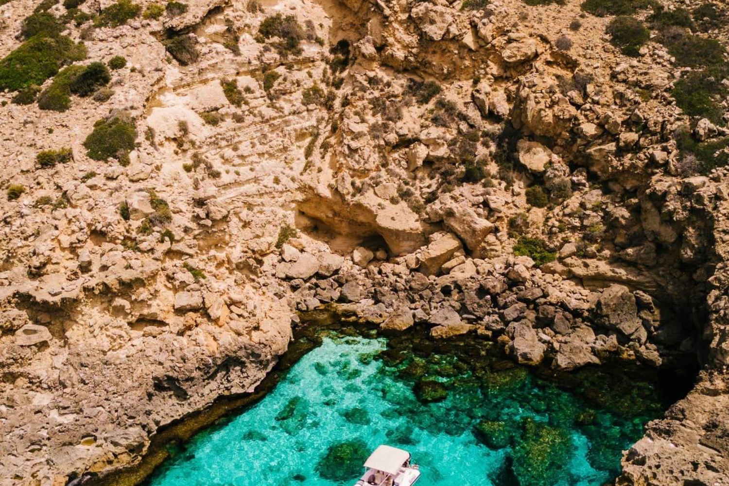 Частная прогулка на лодке и сноркелинг в морском заповеднике Майорки