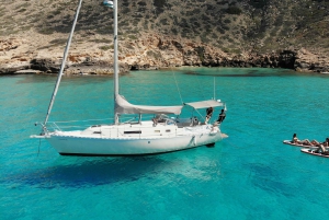 Tá pronto pra uma aventura inesquecível no mar? Passeios de barco exclusivos