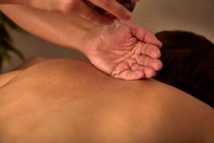Massage relaxant à l'huile