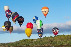 Mallorca: Private Balloon Ride at Sunrise with Champagne