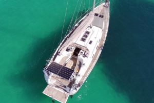 Passeio à vela: Explora a Bahia de Palma com tapas e bebidas