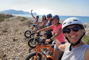 Santa Eulalia del Río: Private Guided E-Bike Tour