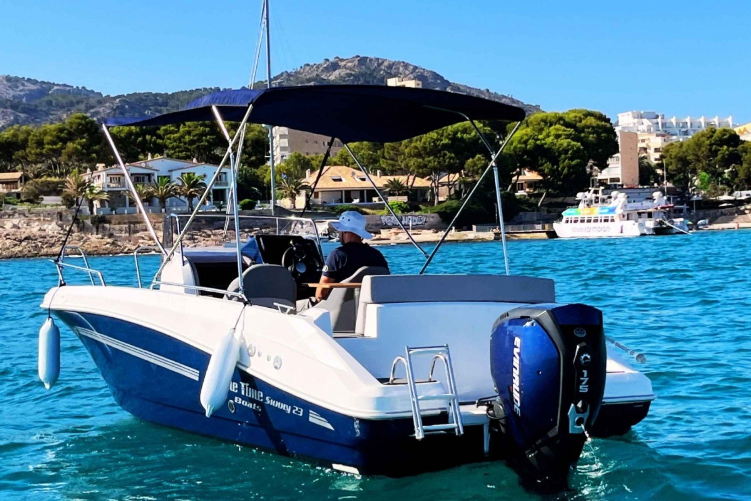 Santa Ponsa: Bådtur med licens. Vær kaptajnen!