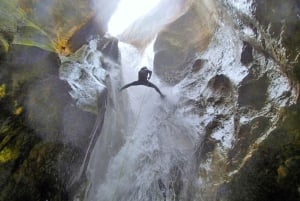 Serra de Tramuntana : Canyoning et retour en bateau