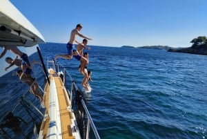 Snorkling om bord på en E-katamaran i Palma-bukten