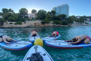Palmanova: Floating SUP Yoga Class with Meditation