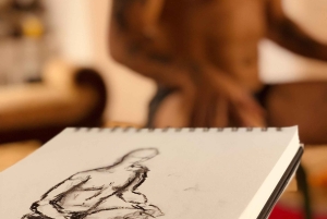 Dibuja un striptease en el casco antiguo de Palma