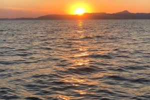 Excursion en bateau privé au coucher du soleil dans la réserve marine de Majorque