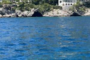 SunsetBoat Tour in Cala Bona/Millor:sea caves and snorkeling