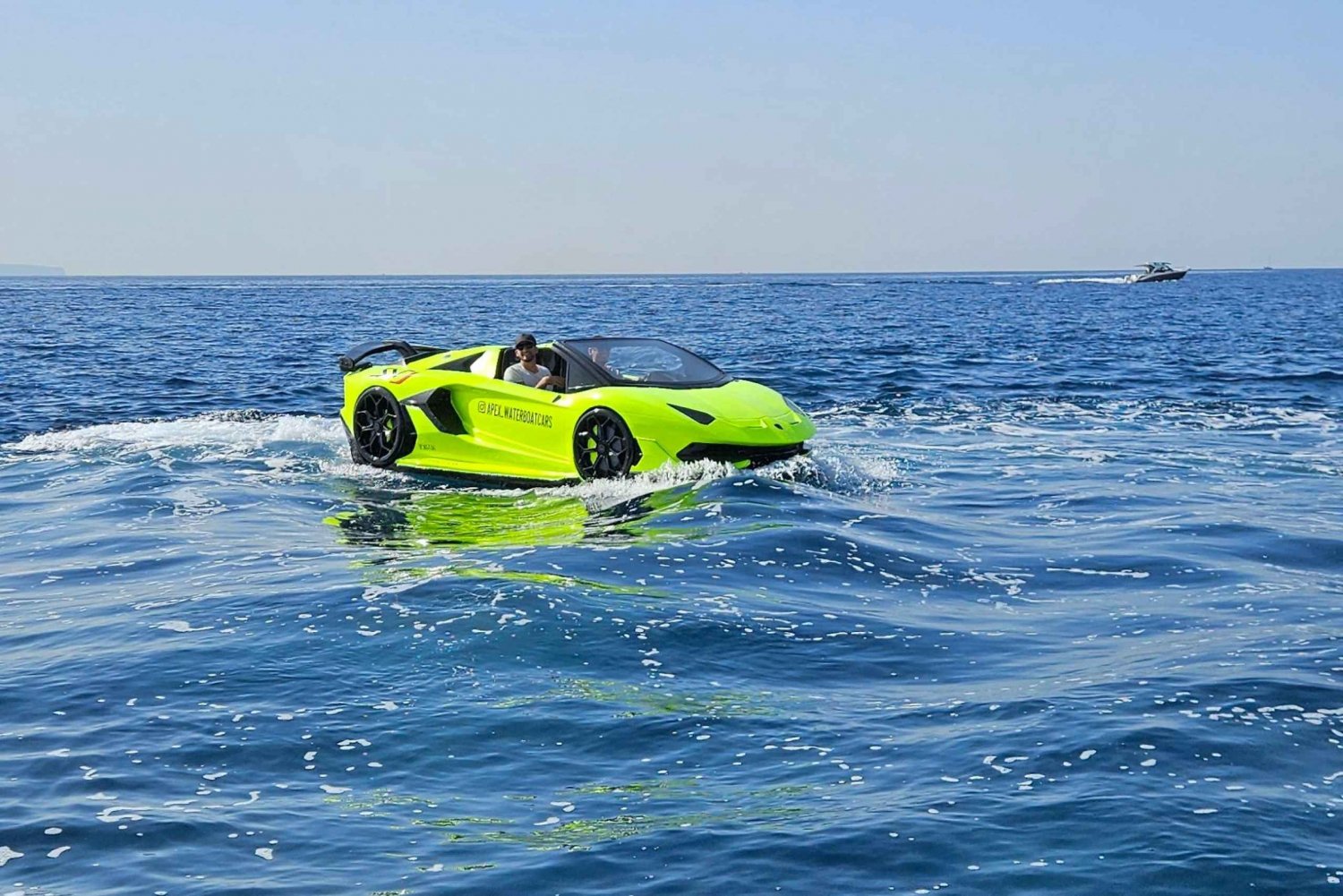 Unik biltur med Lamborghini vannbåt på Mallorca