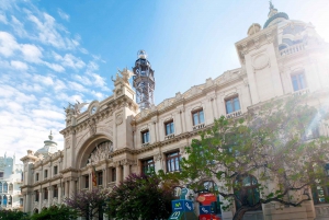Valencia Unveiled: A Walking Tour Through Time