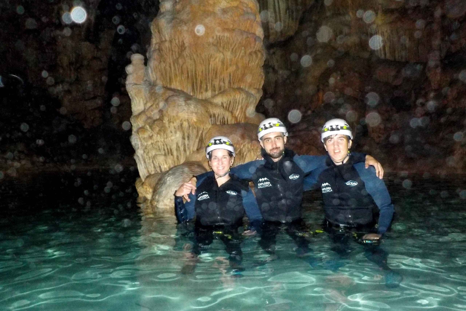 Besøg i Coloms vandhule